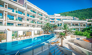 budva-beach-bar budva-hotels budva-weather budva-camps budva-yacht