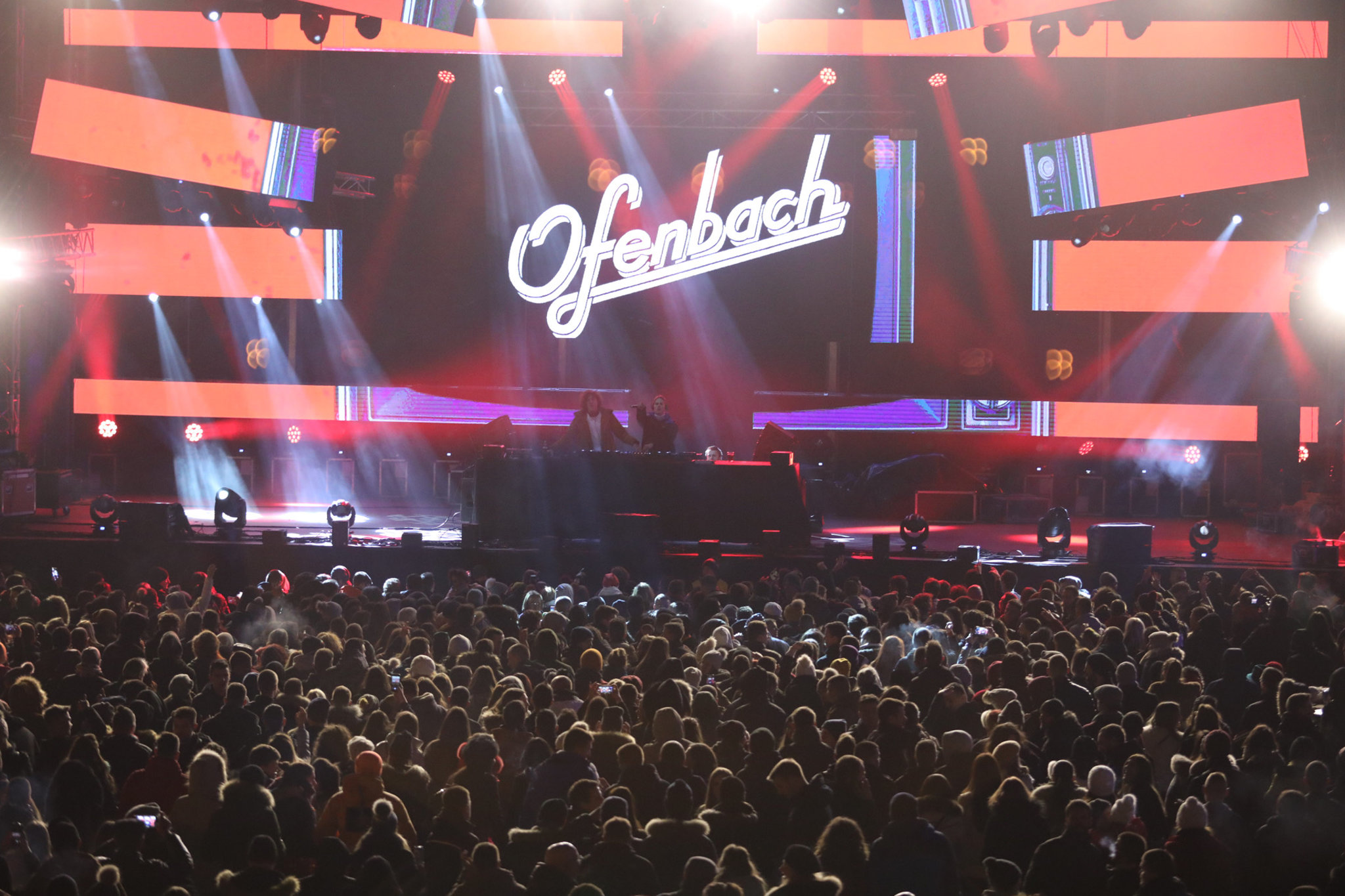 beach budva-nightlife budva-tourist-organization budva-sea budva-hostels