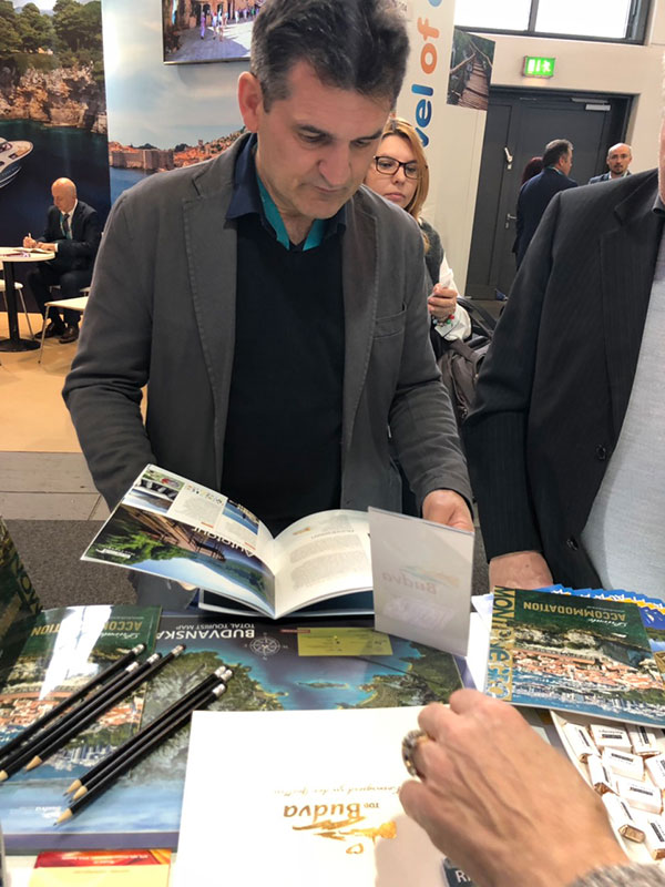 budva-nightlife budva-apartments budva-camps budva-events budva-food