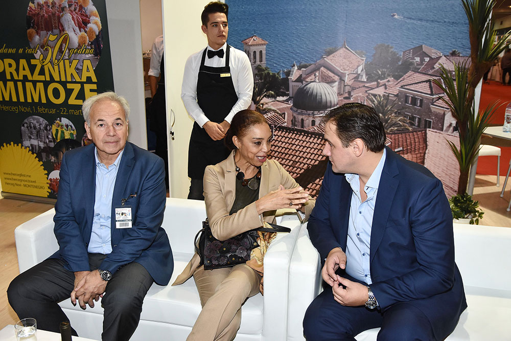 budva-tourist-organization budva-yacht budva-activities budva-sea adriatic-sea