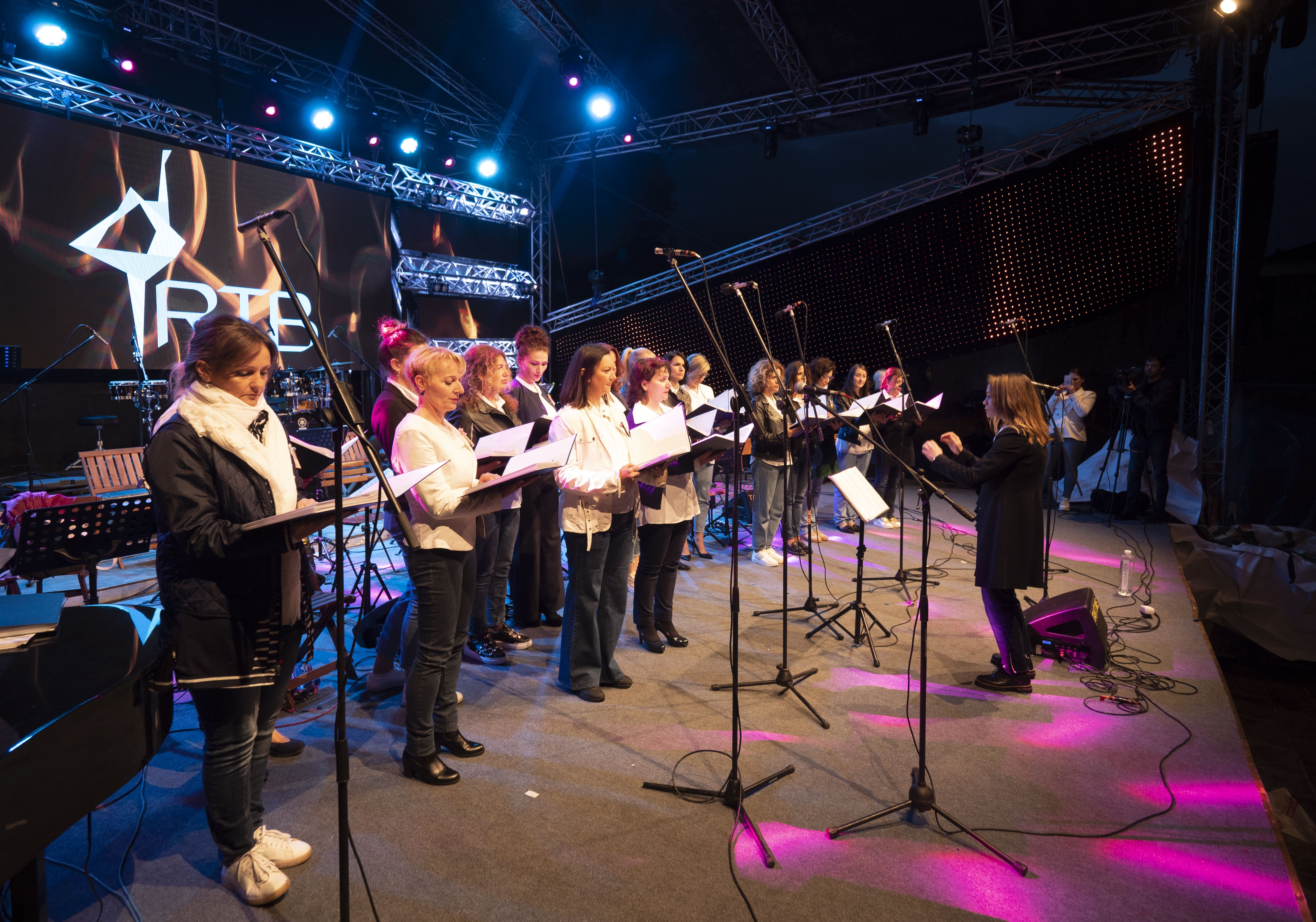 budva-beach-bar budva-nightlife budva-apartments budva-weather budva