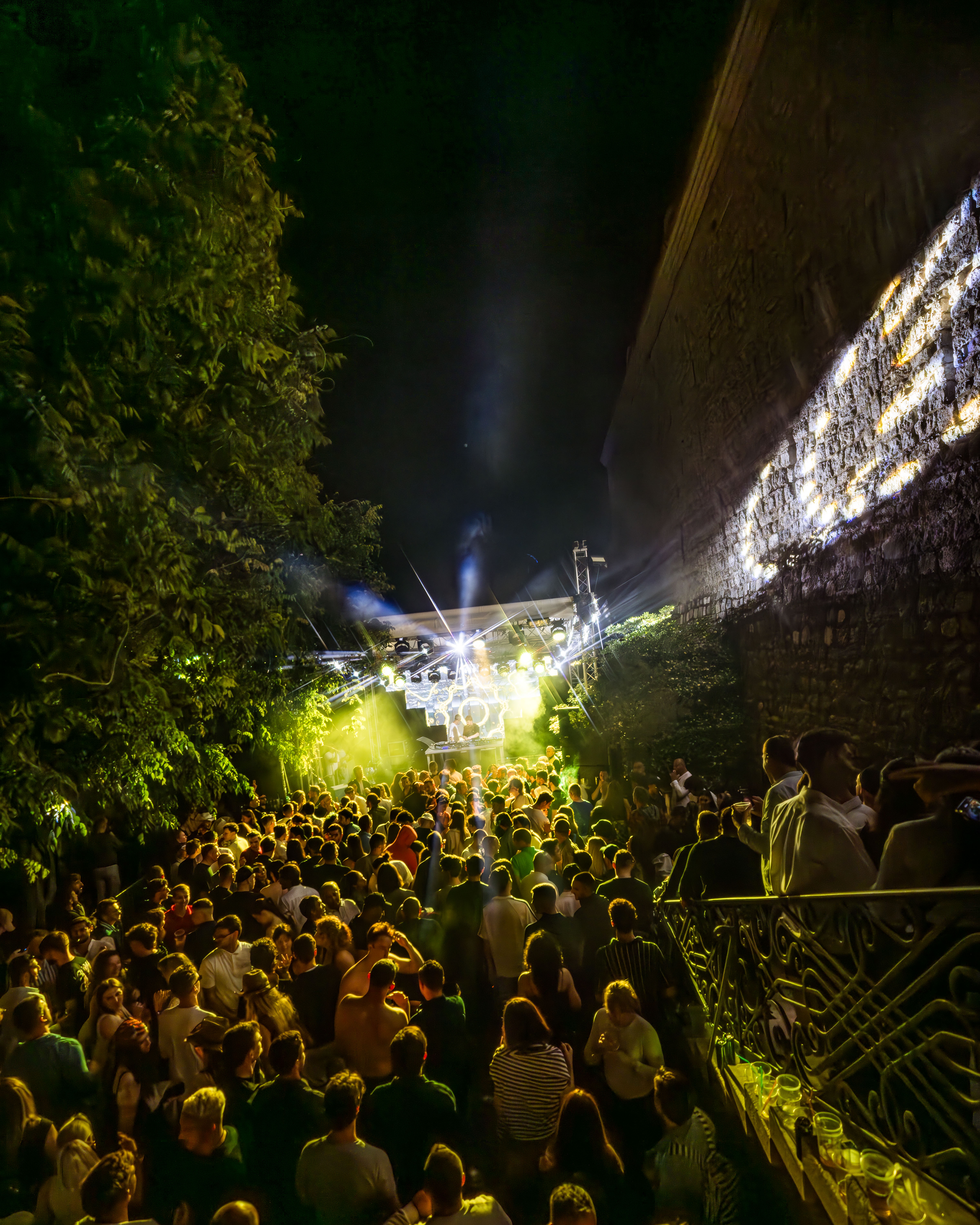 budva-caffes budva-weather budva-camps budva-hostels budva-old-town