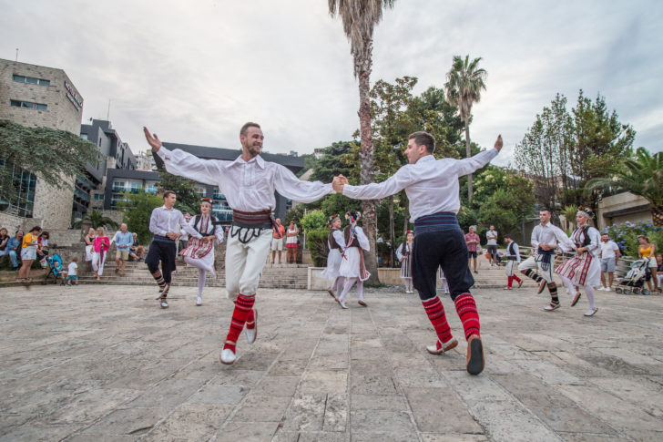 montenegro budva-restaurants budva-beach adriatic-sea budva-camps