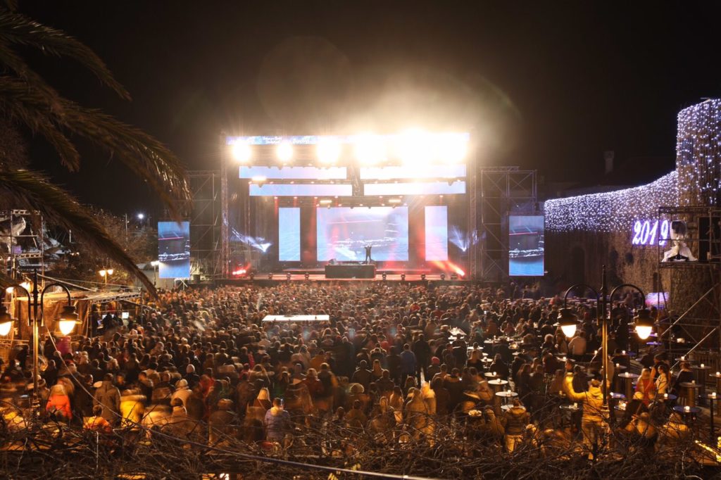 budva-yacht budva-old-town budva-marina budva-sea budva-beach