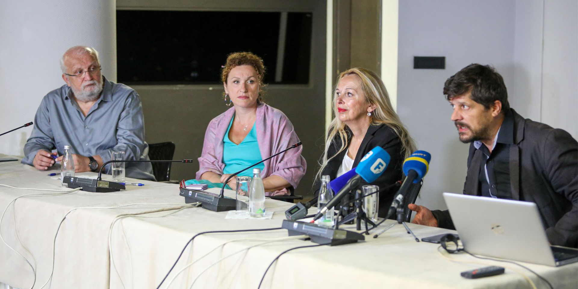 budva-yacht budva-activities adriatic-sea budva-restaurants budva-beach