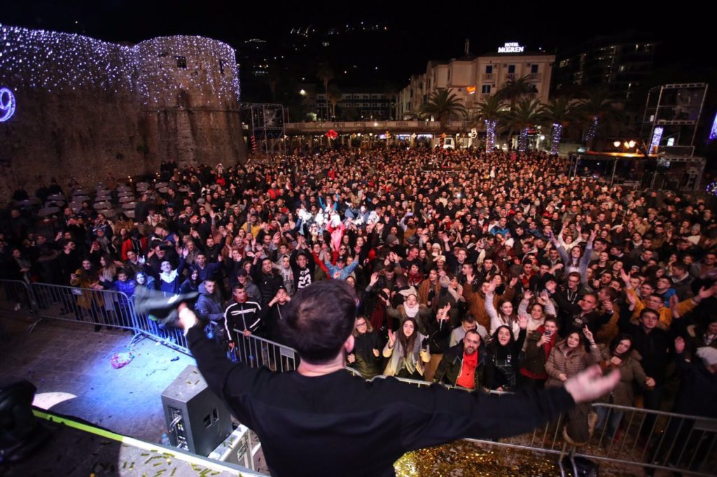budva-beach-bar budva-caffes budva-marina budva-old-town budva-weather