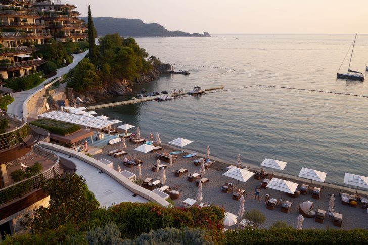 budva-beach-bar budva-sea budva-tourist-organization budva-nightlife budva-hotels